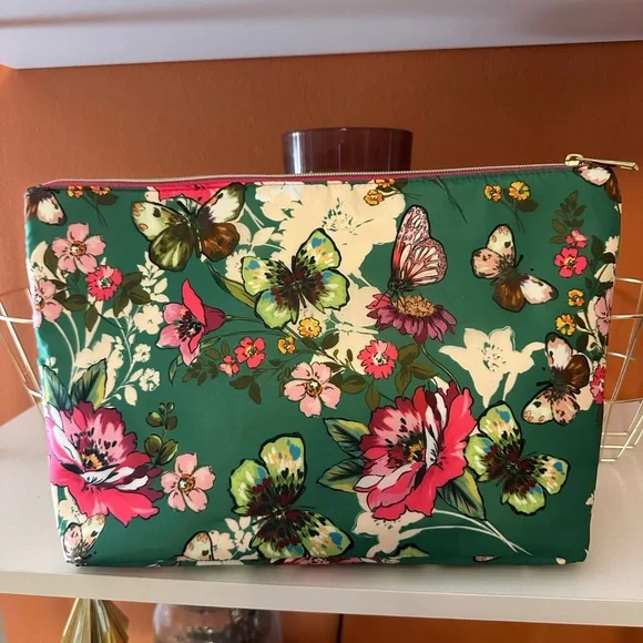 NICOLE MILLER Bundle (NWOT) - Picture 10 of 14